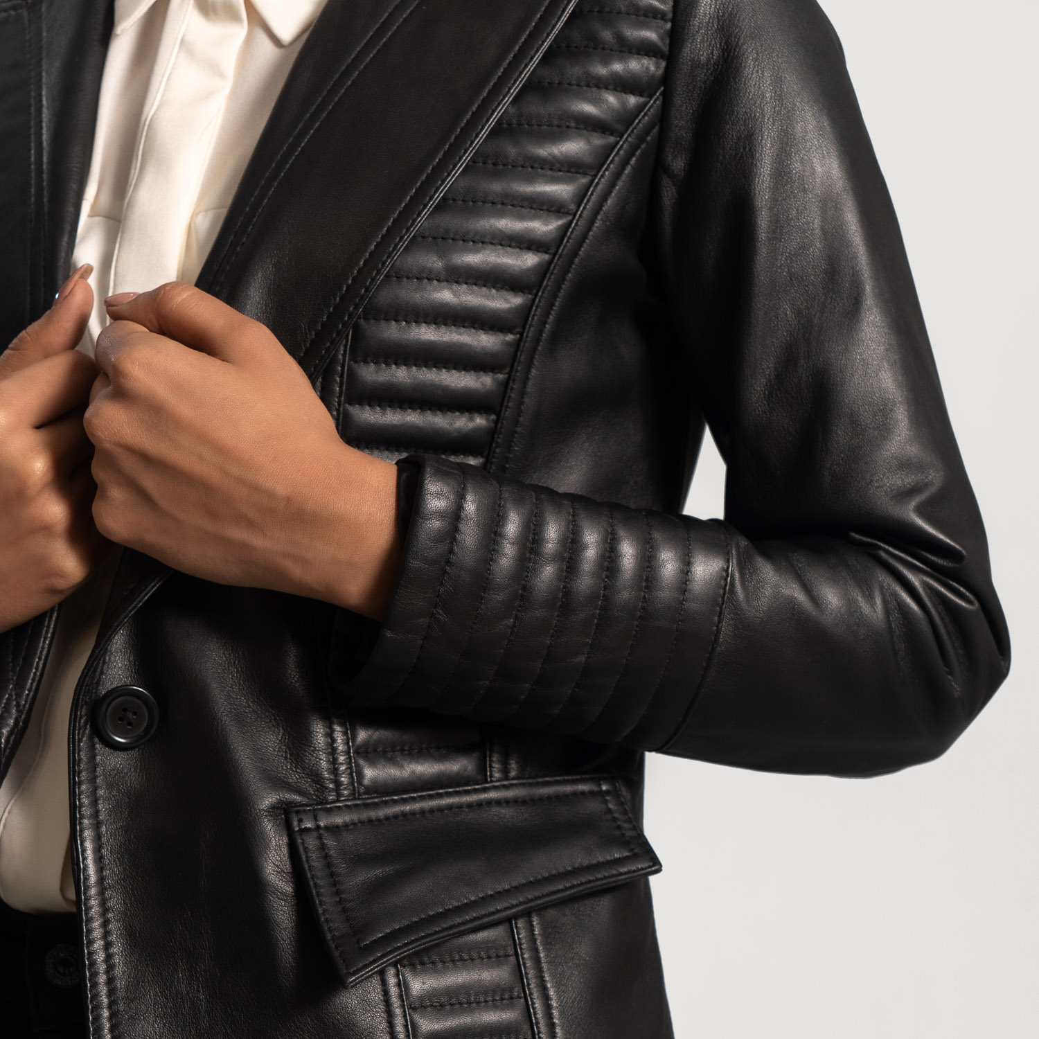 Rose Qualitied Black Leather Blazer