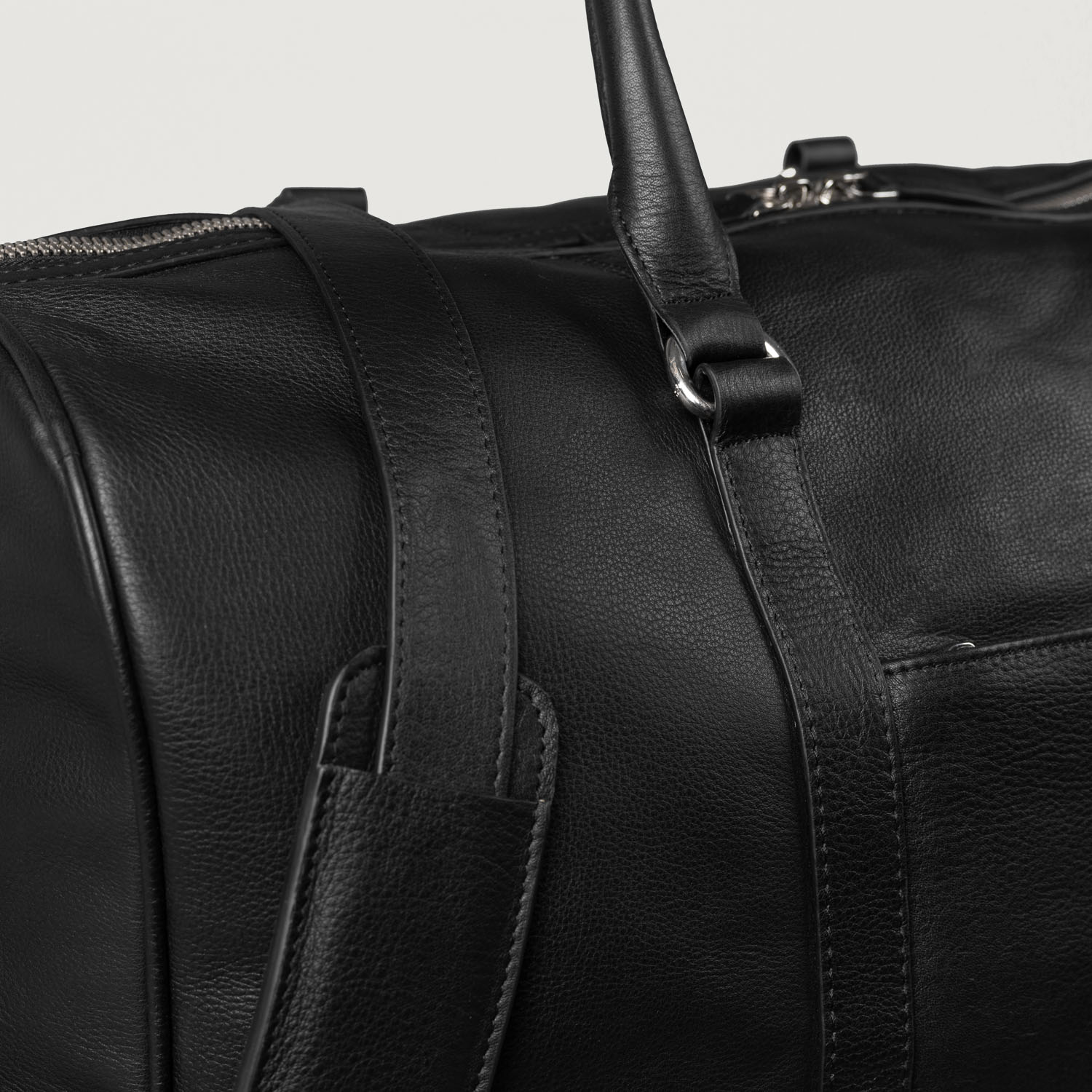 Jack Black Leather Duffle Bag - Image 4